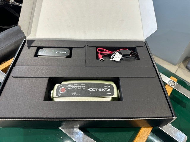 CTEK mxs 5.0 power kit
