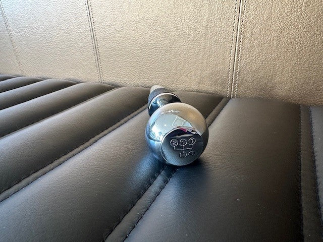 Gearknob bottle stopper, chrome