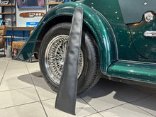 Extended octagonal spanner pouch