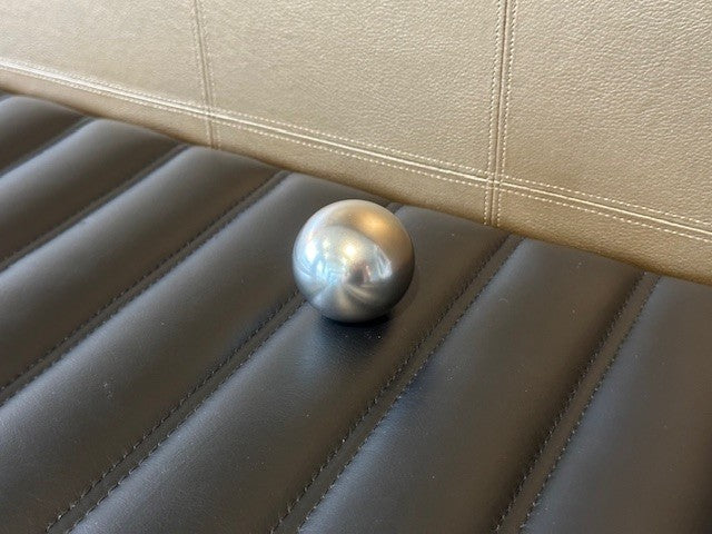 Ball, titanium gear knob