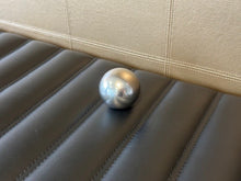 Ball, titanium gear knob