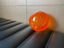 Indicator amber lens front