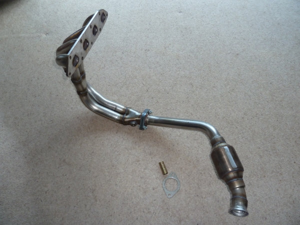4/4 2001-2006 Focus 1800 black top manifold and cat