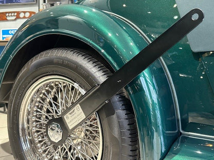 Octagonal extended wheel spanner